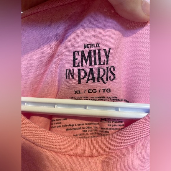 Emily in Paris Pink T-Shirt Size XL - Picture 4 of 7